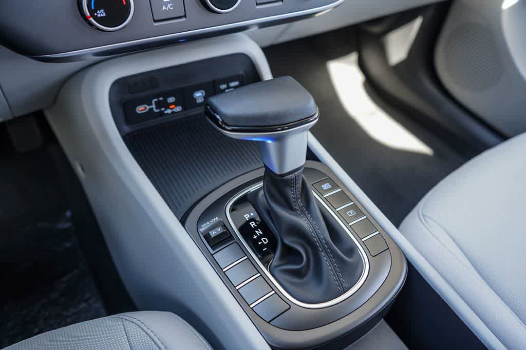 New 2026 Hyundai Kona SE FWD image 23