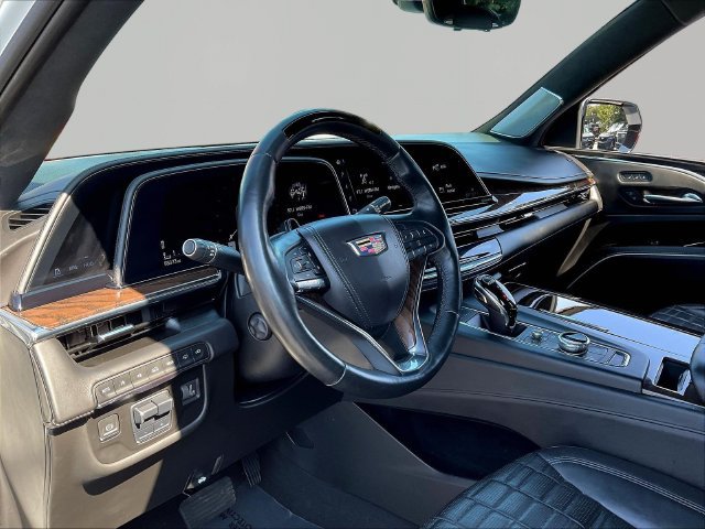 Used 2021 Cadillac Escalade Sport Platinum AWD/4WD image 19