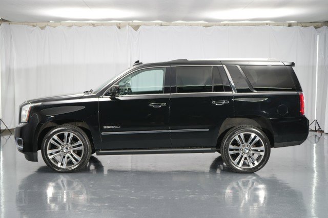 Used 2020 GMC Yukon Denali w/ Denali Premium Package image 2