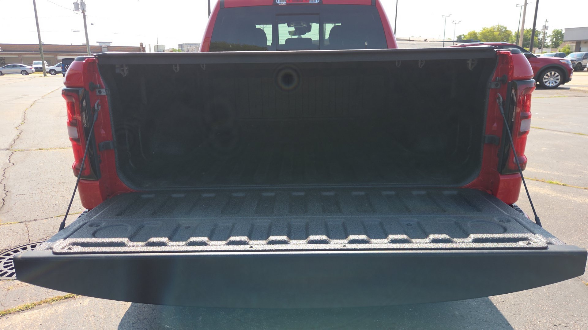 Used 2025 RAM 1500 Big Horn AWD/4WD image 24