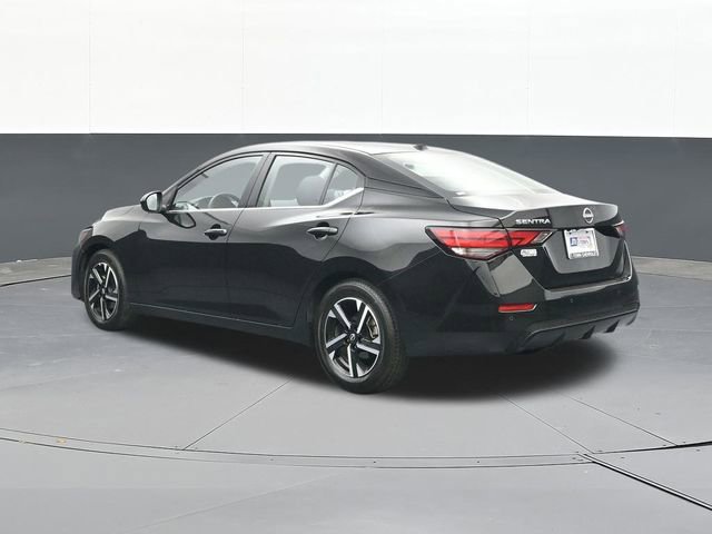 Used 2025 Nissan Sentra SV image 9