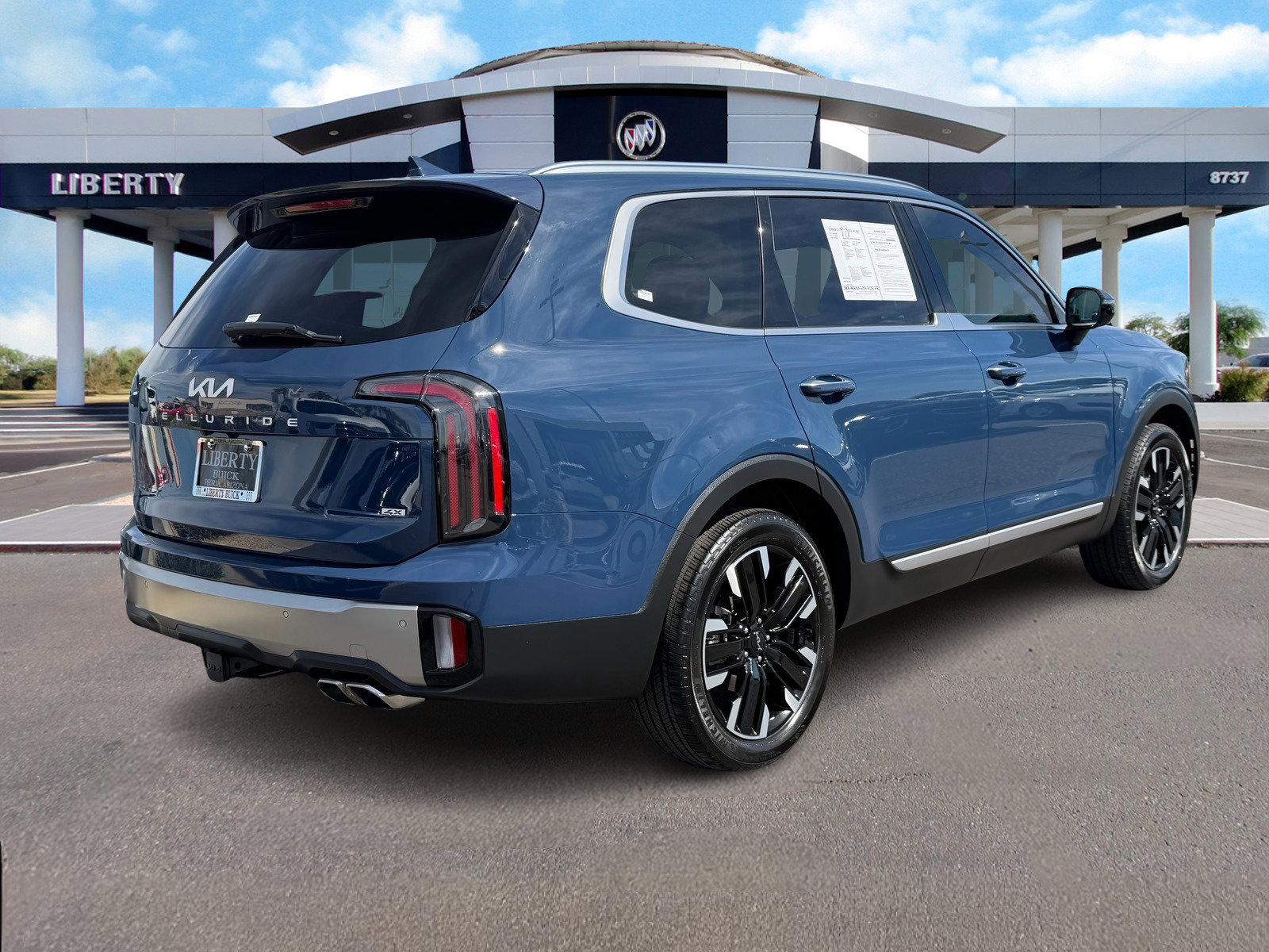 Used 2025 Kia Telluride SX Prestige image 3