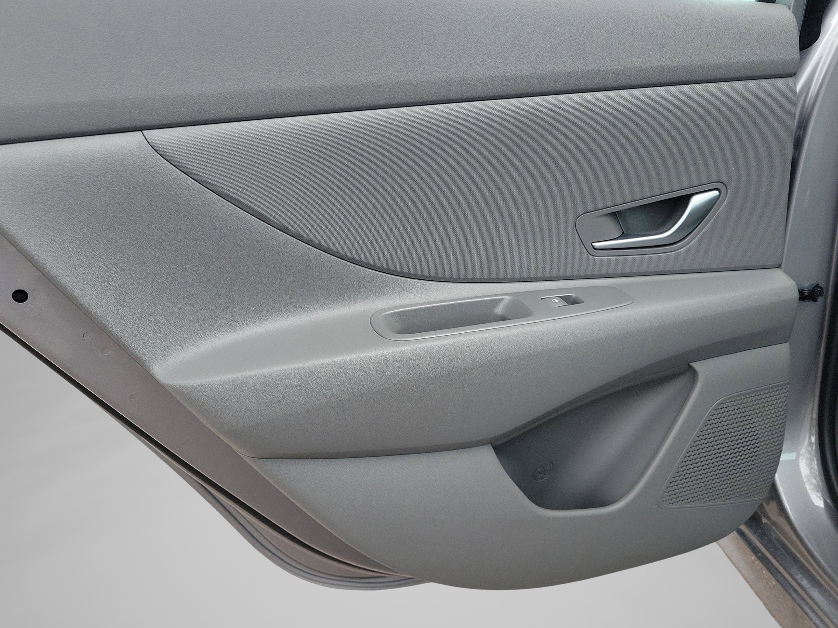 New 2025 Hyundai Elantra Blue image 9