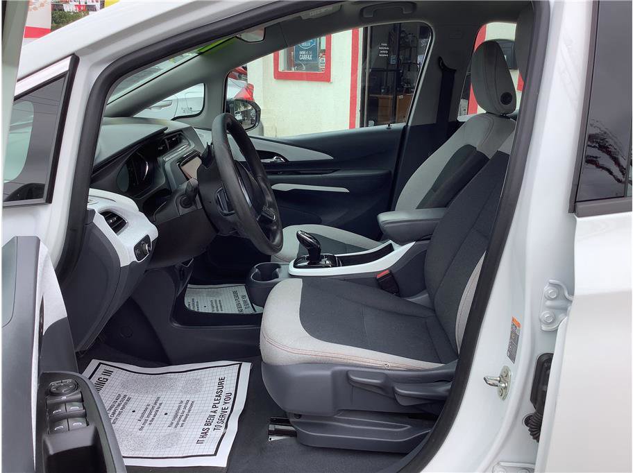 Used 2020 Chevrolet Bolt LT FWD image 11
