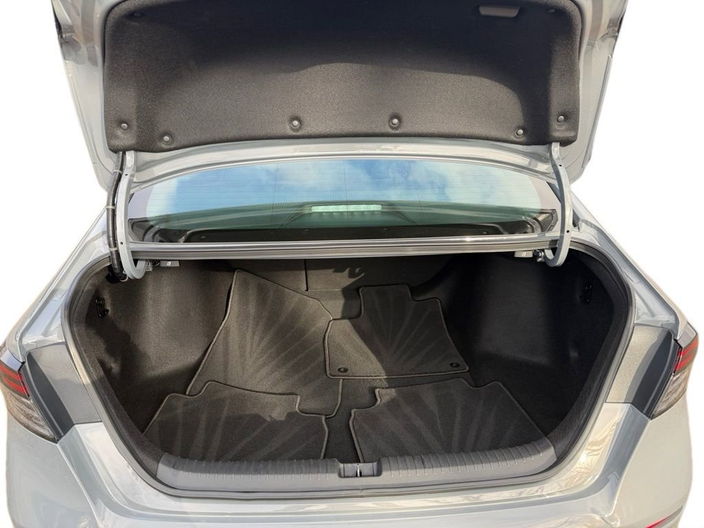 Used 2023 Honda Accord Sport image 17