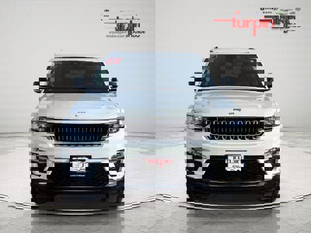 Used 2023 Jeep Grand Cherokee 4x4 image 8