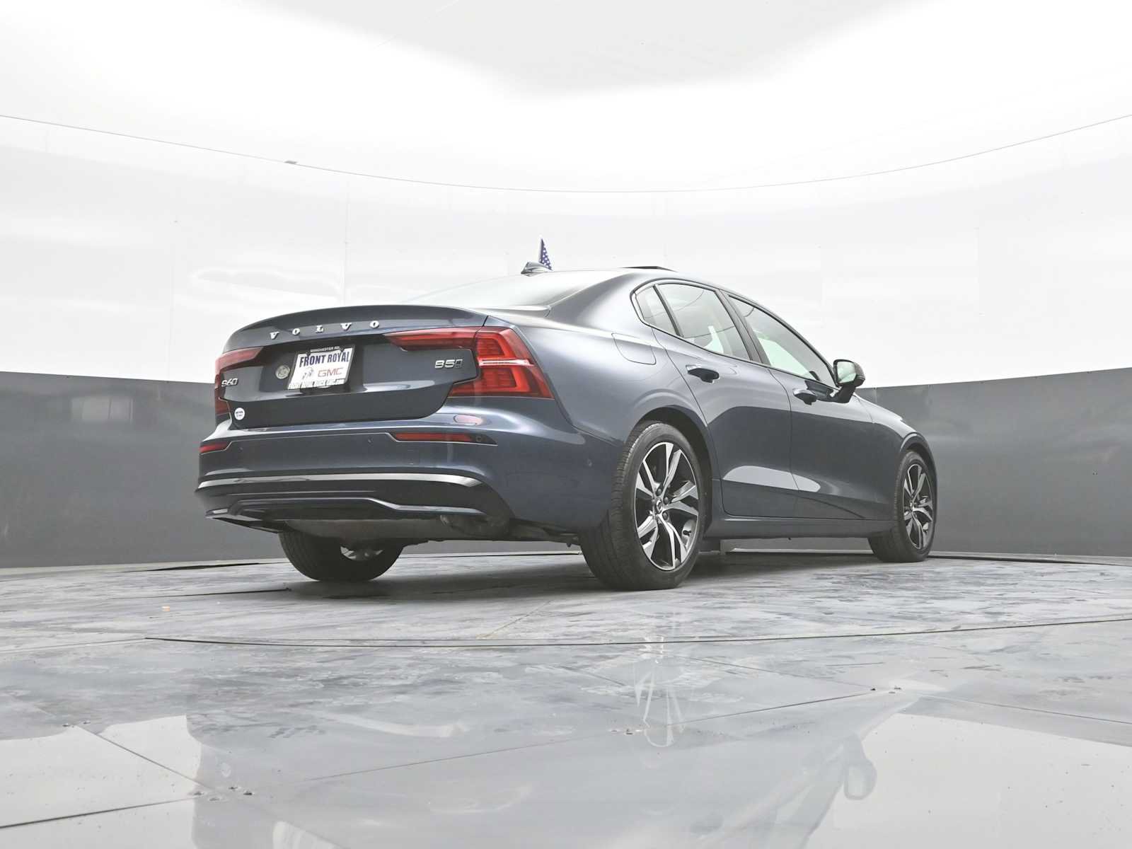 Used 2024 Volvo S60 B5 Plus AWD/4WD image 42