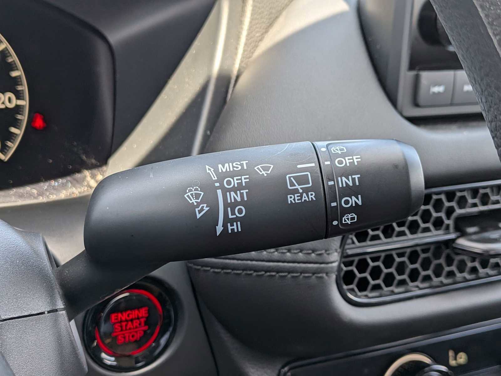 Certified 2025 Honda HR-V LX image 24