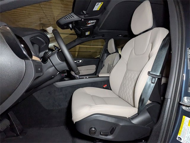 New 2026 Volvo XC60 B5 Plus w/ Protection Package Premier image 13