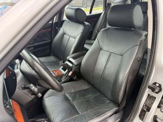 Used 2003 BMW 525i Wagon image 21