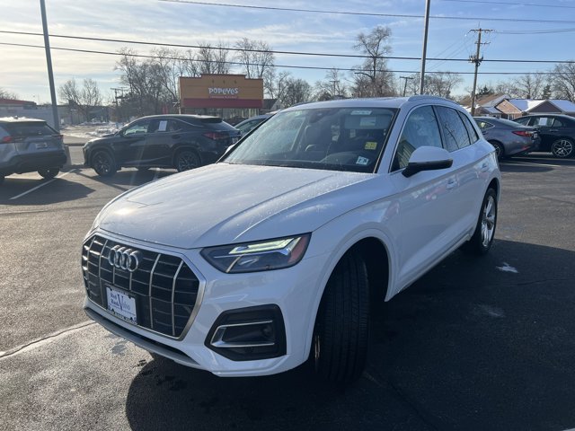 Used 2021 Audi Q5 Premium Plus w/ Premium Plus Package image 2