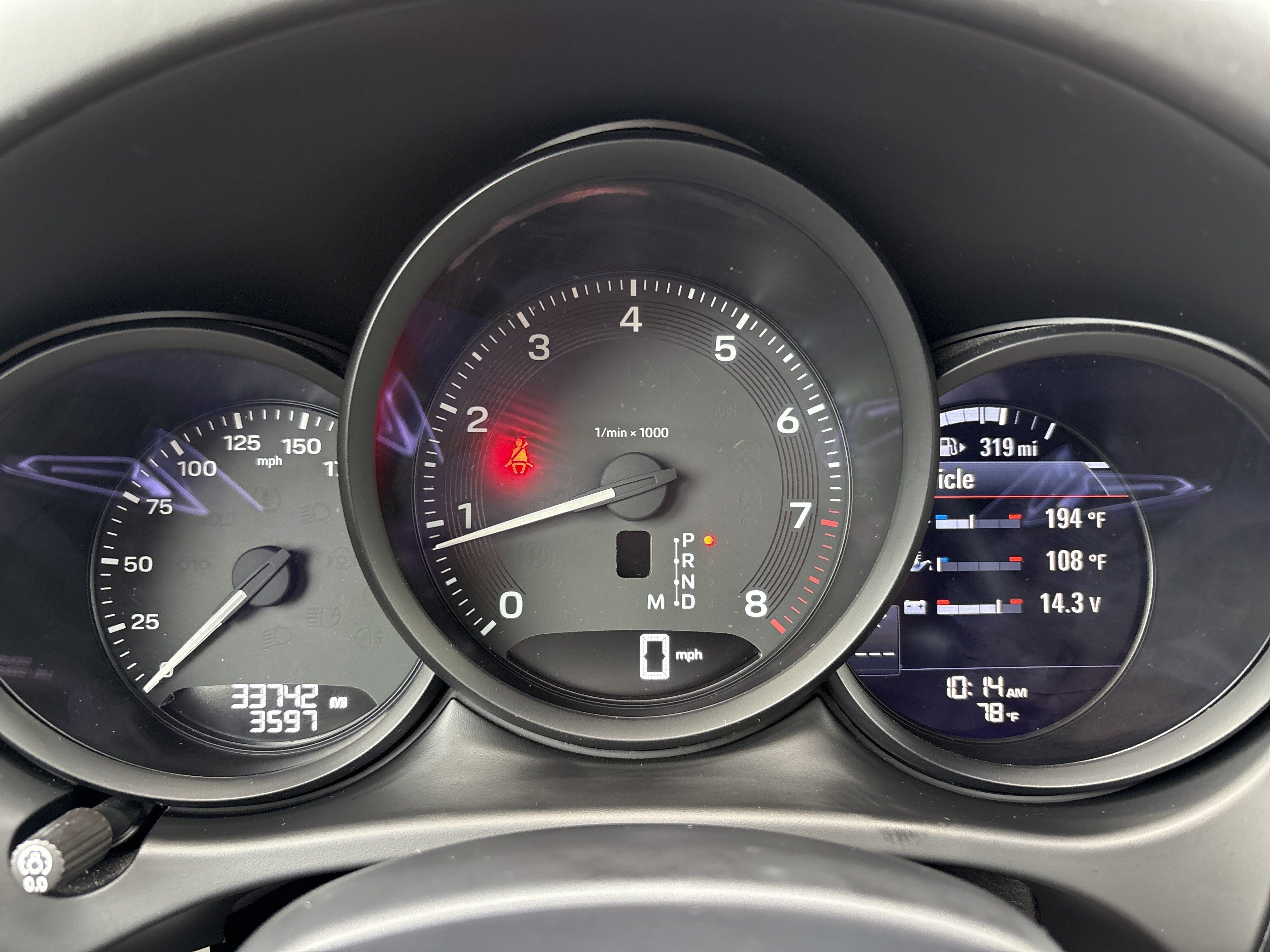 Used 2023 Porsche Macan AWD/4WD image 21