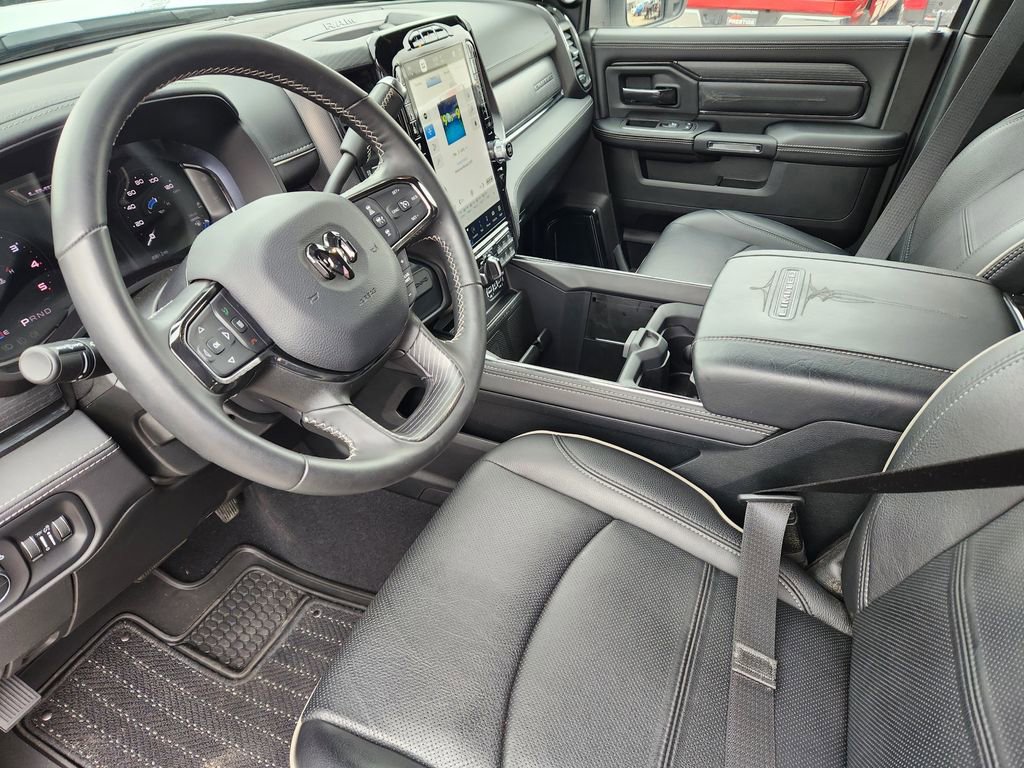 Used 2024 RAM 3500 Limited w/ Night Edition AWD/4WD image 7
