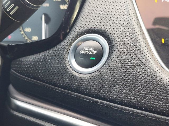 Used 2023 Cadillac XT5 Luxury image 8