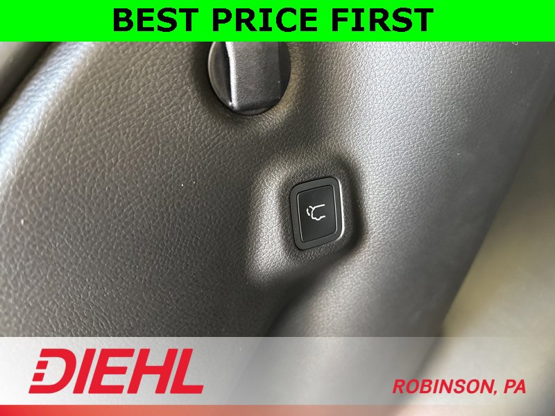 New 2026 Jeep Compass Limited image 11