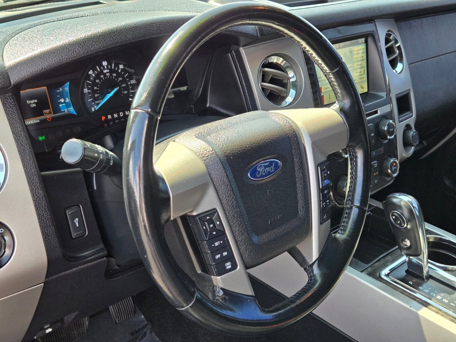 Used 2017 Ford Expedition Limited AWD/4WD image 18