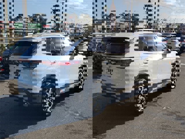 Certified 2025 Volkswagen Tiguan S image 4