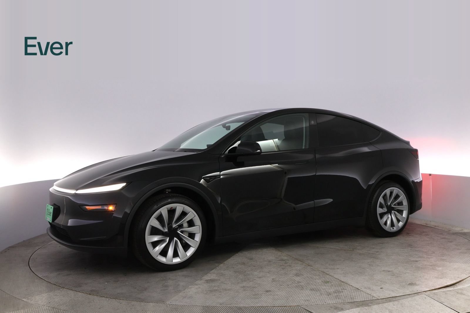 Used 2026 Tesla Model Y 2WD image 18