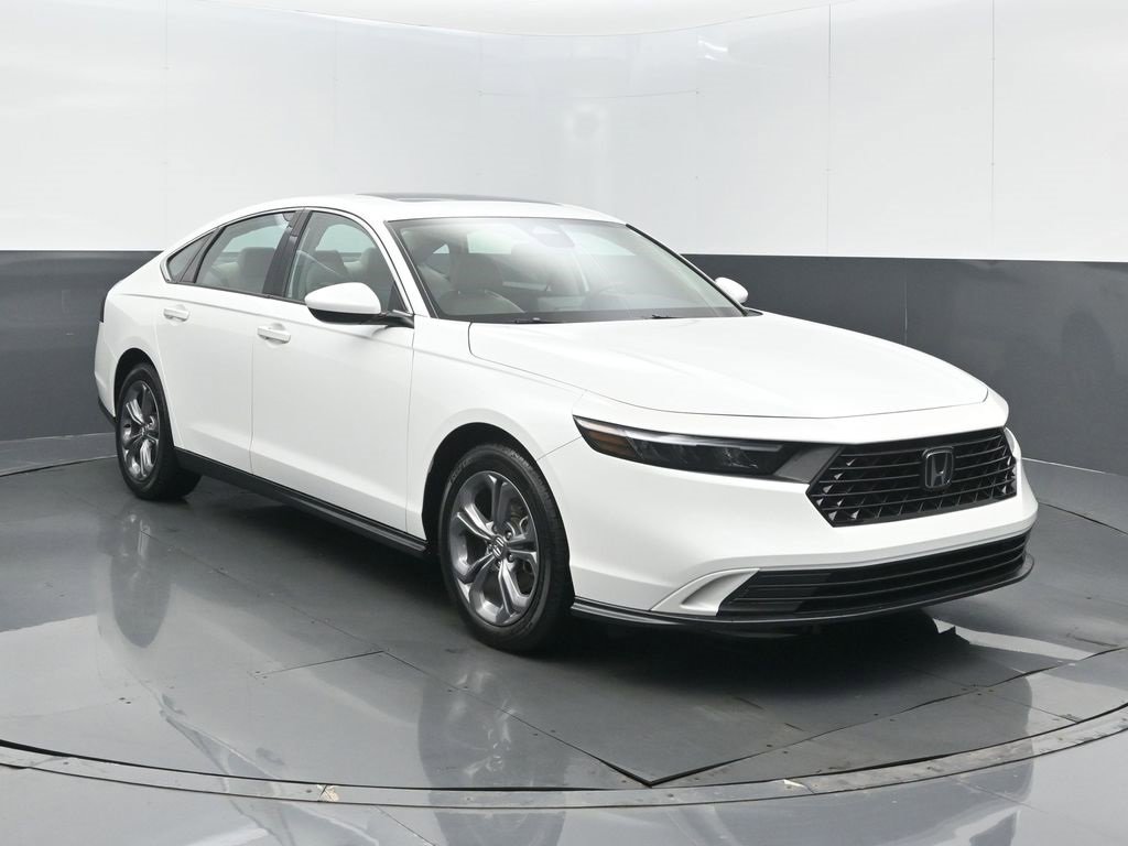 Certified 2024 Honda Accord EX image 2
