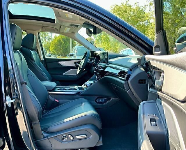 New 2026 Acura MDX w/ Technology Package FWD image 14