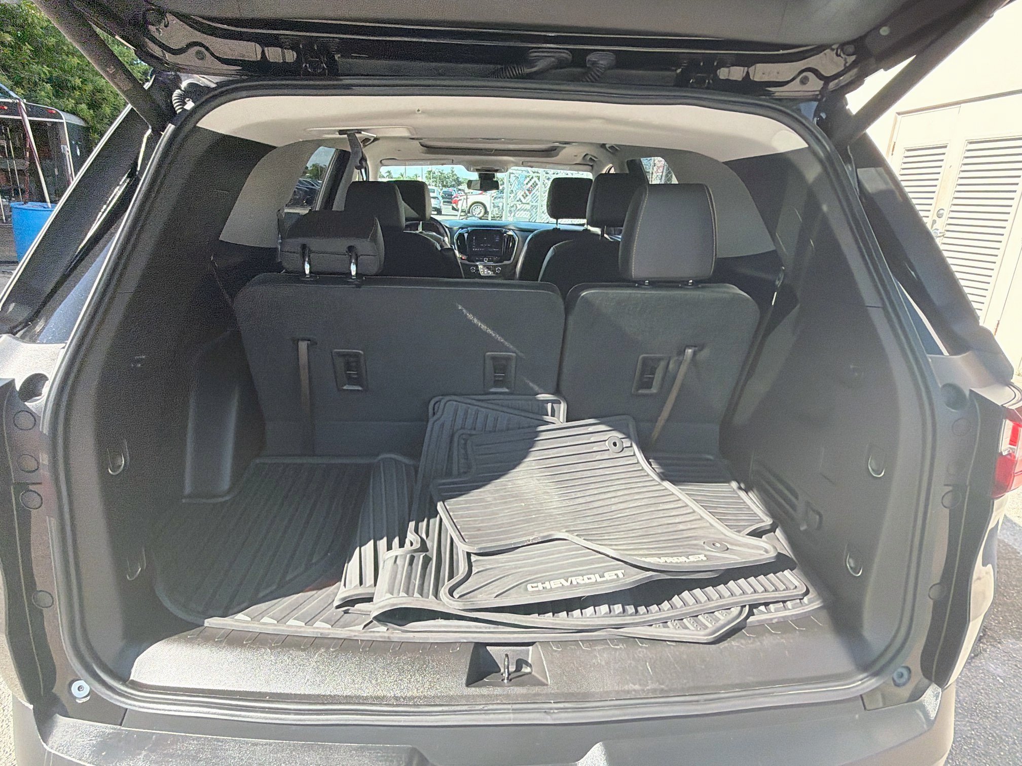 Used 2020 Chevrolet Traverse LT w/ LT Premium Package FWD image 28
