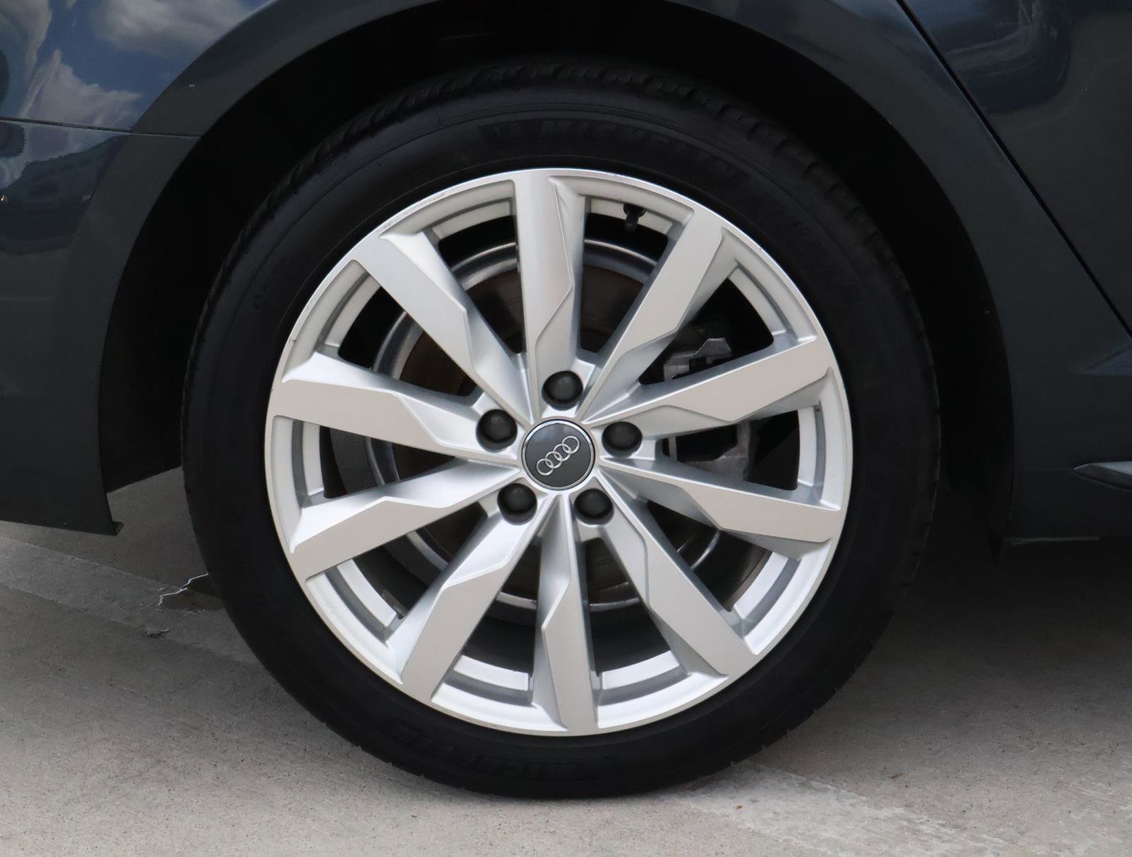 Used 2018 Audi A4 2.0T Ultra Premium w/ Convenience Package image 8