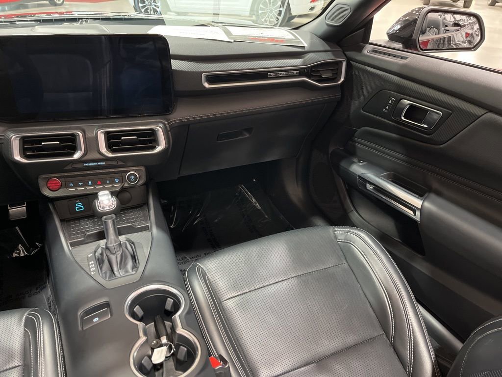 Used 2024 Ford Mustang Premium image 16