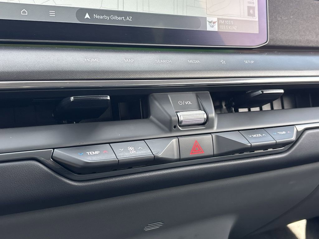 Used 2024 Kia EV9 Land image 22