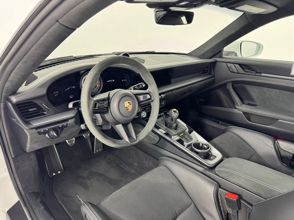 Certified 2022 Porsche 911 GT3 RWD image 4