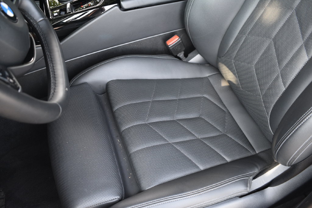 Used 2025 BMW 530i RWD image 10