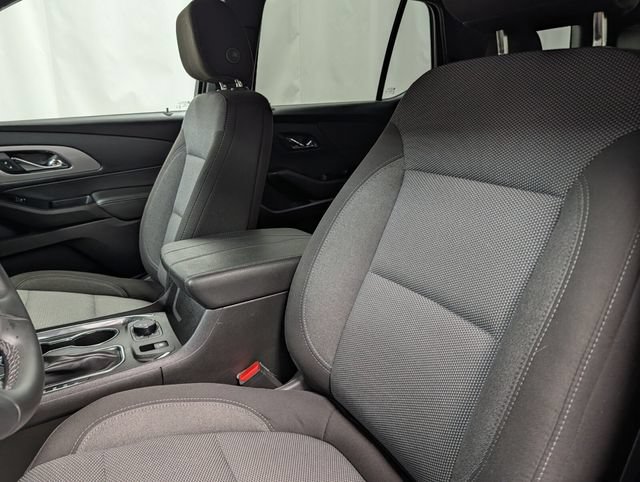 Certified 2023 Chevrolet Traverse LT w/ LPO, Floor Liner Package AWD/4WD image 11