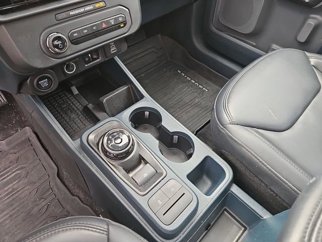Used 2025 Ford Maverick Lariat w/ Black Appearance Package image 22
