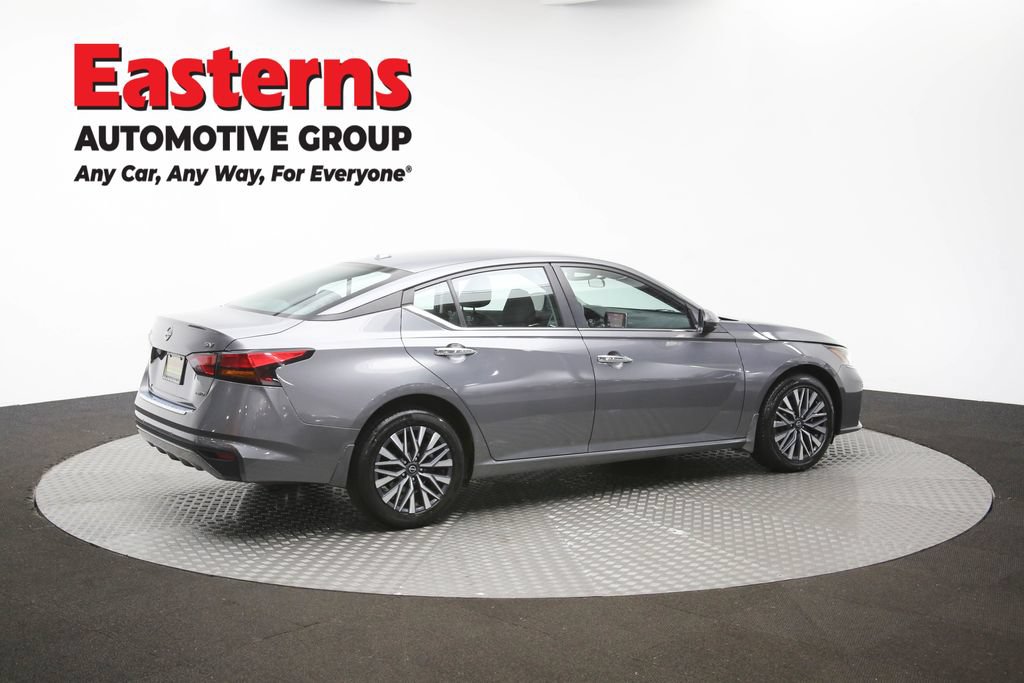 Used 2023 Nissan Altima 2.5 SV AWD/4WD image 42