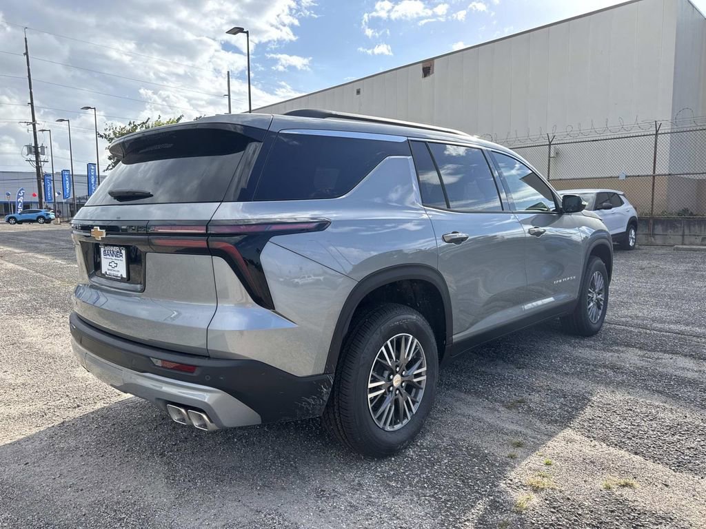New 2026 Chevrolet Traverse LT image 7