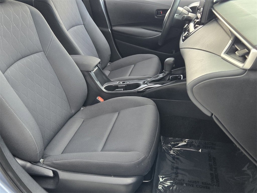 Used 2023 Toyota Corolla LE image 21
