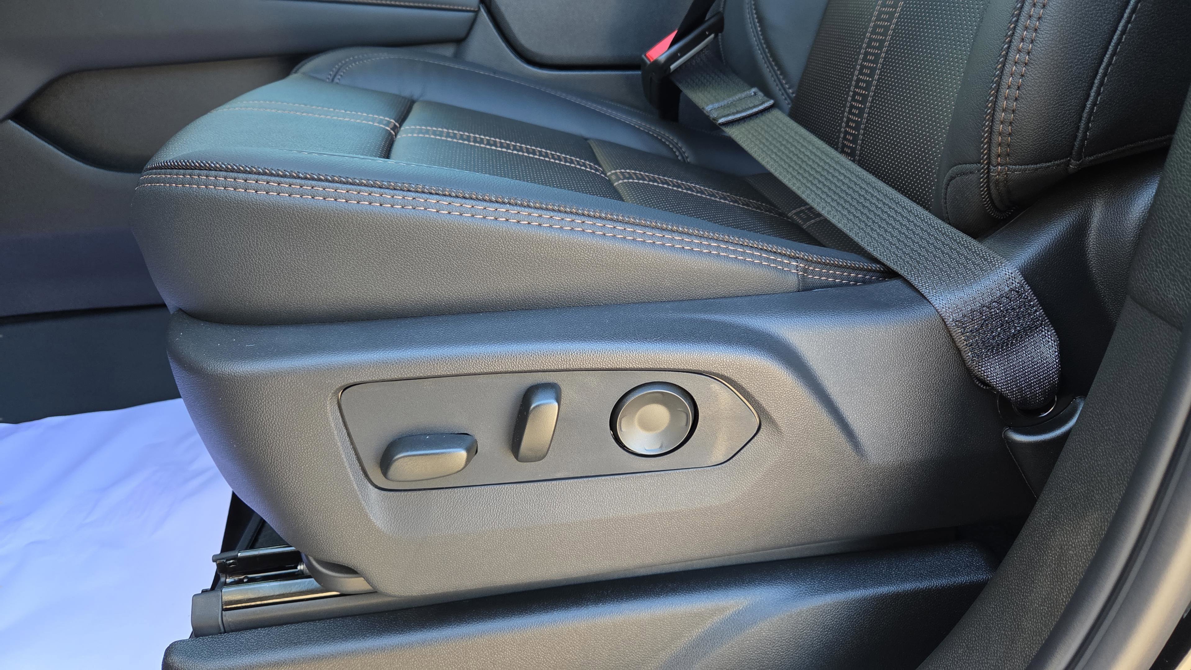 New 2026 Chevrolet Tahoe High Country image 18