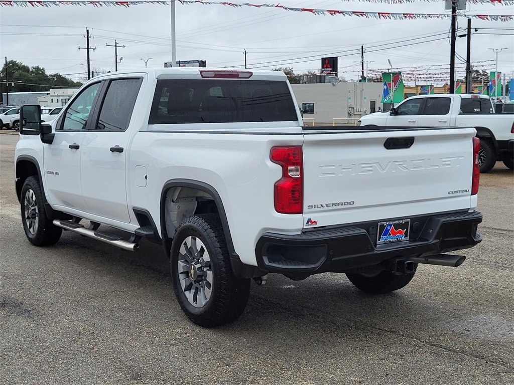 Used 2025 Chevrolet Silverado 2500 Custom w/ Custom Value Package image 5