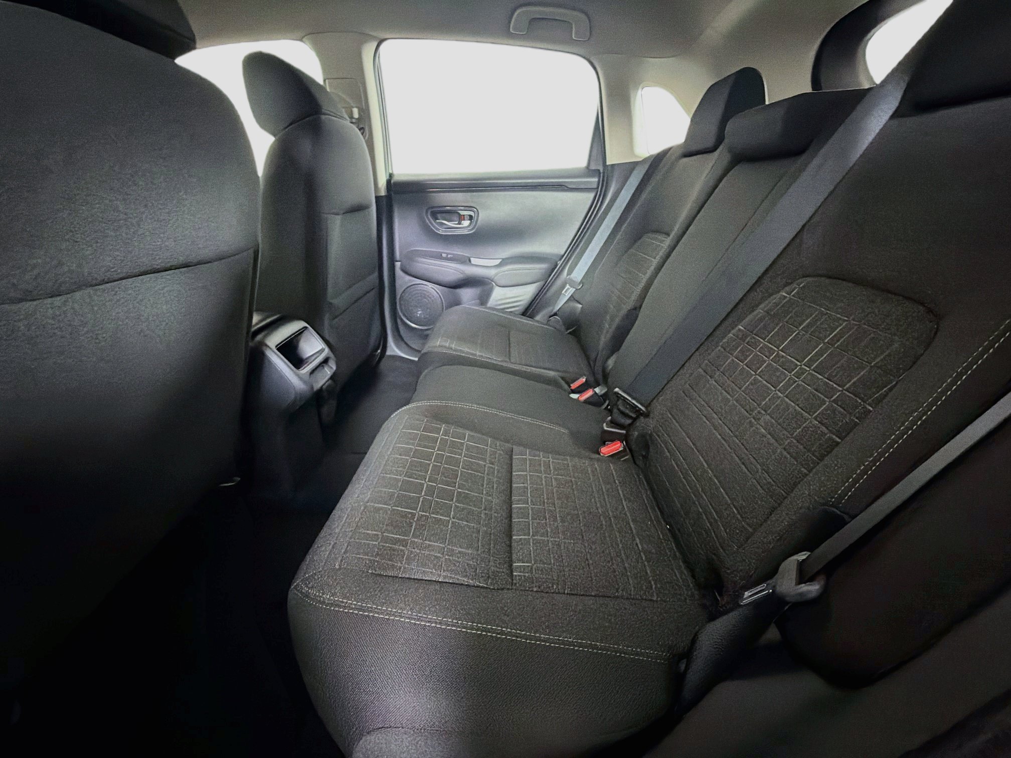 Used 2024 Honda HR-V LX image 25