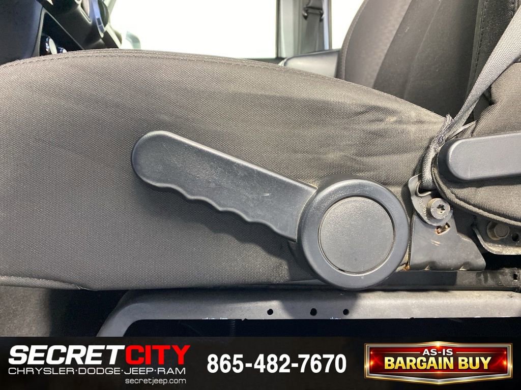 Used 2014 Jeep Wrangler Unlimited Sport image 13