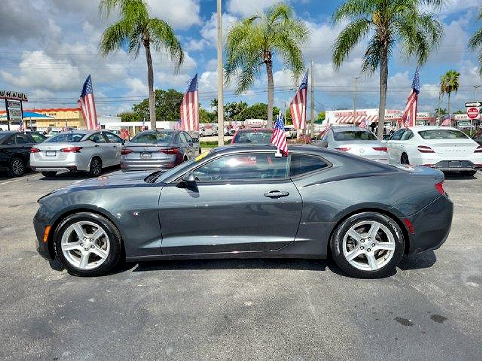 Used 2017 Chevrolet Camaro LS RWD image 4