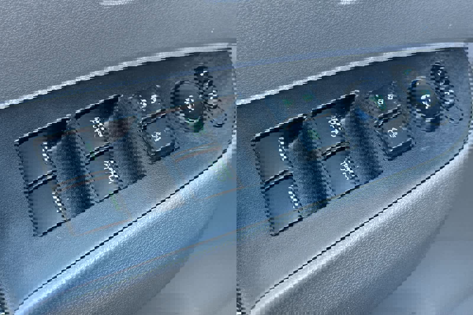 Used 2016 Honda Odyssey EX image 13