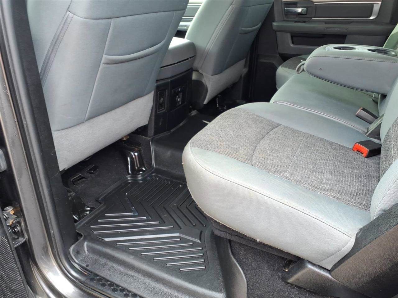 Used 2018 RAM 1500 Big Horn image 8