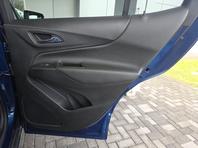 Used 2023 Chevrolet Equinox LT image 11