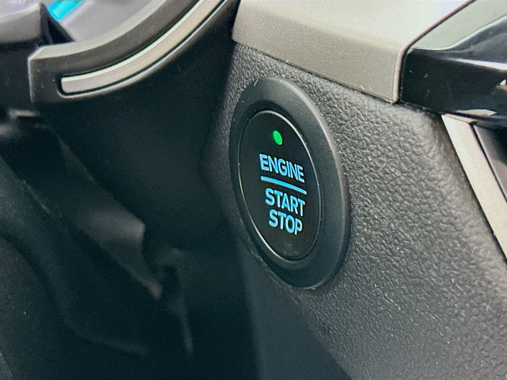 Used 2020 Ford Escape SEL image 19