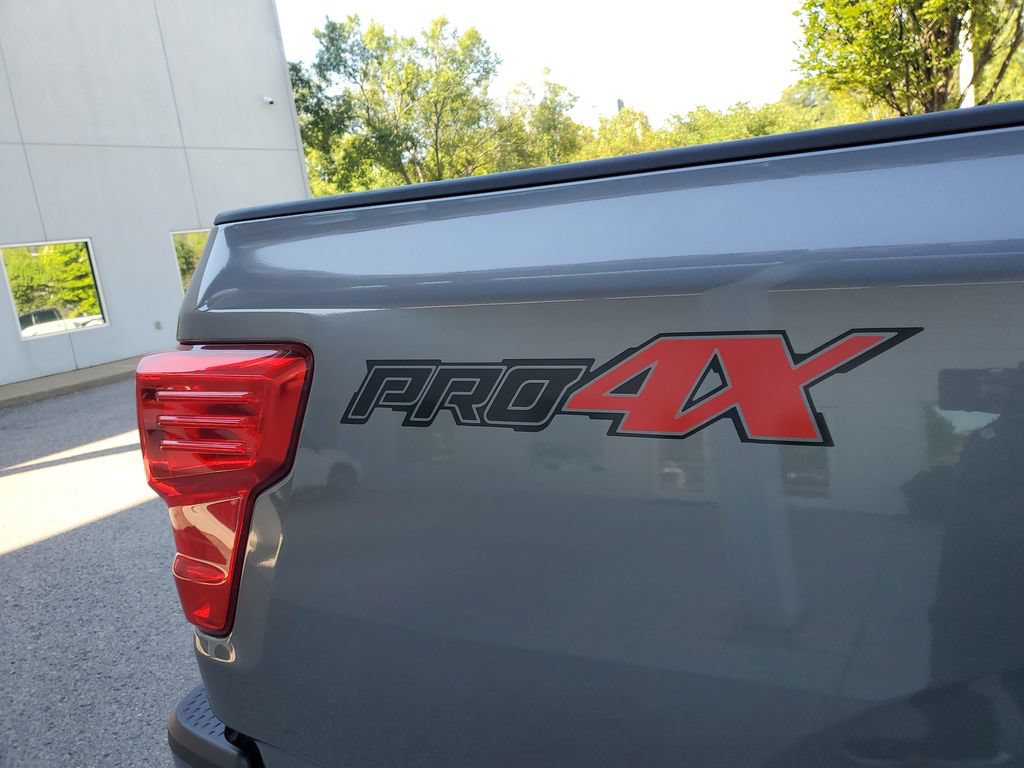 Certified 2024 Nissan Titan SV AWD/4WD image 6