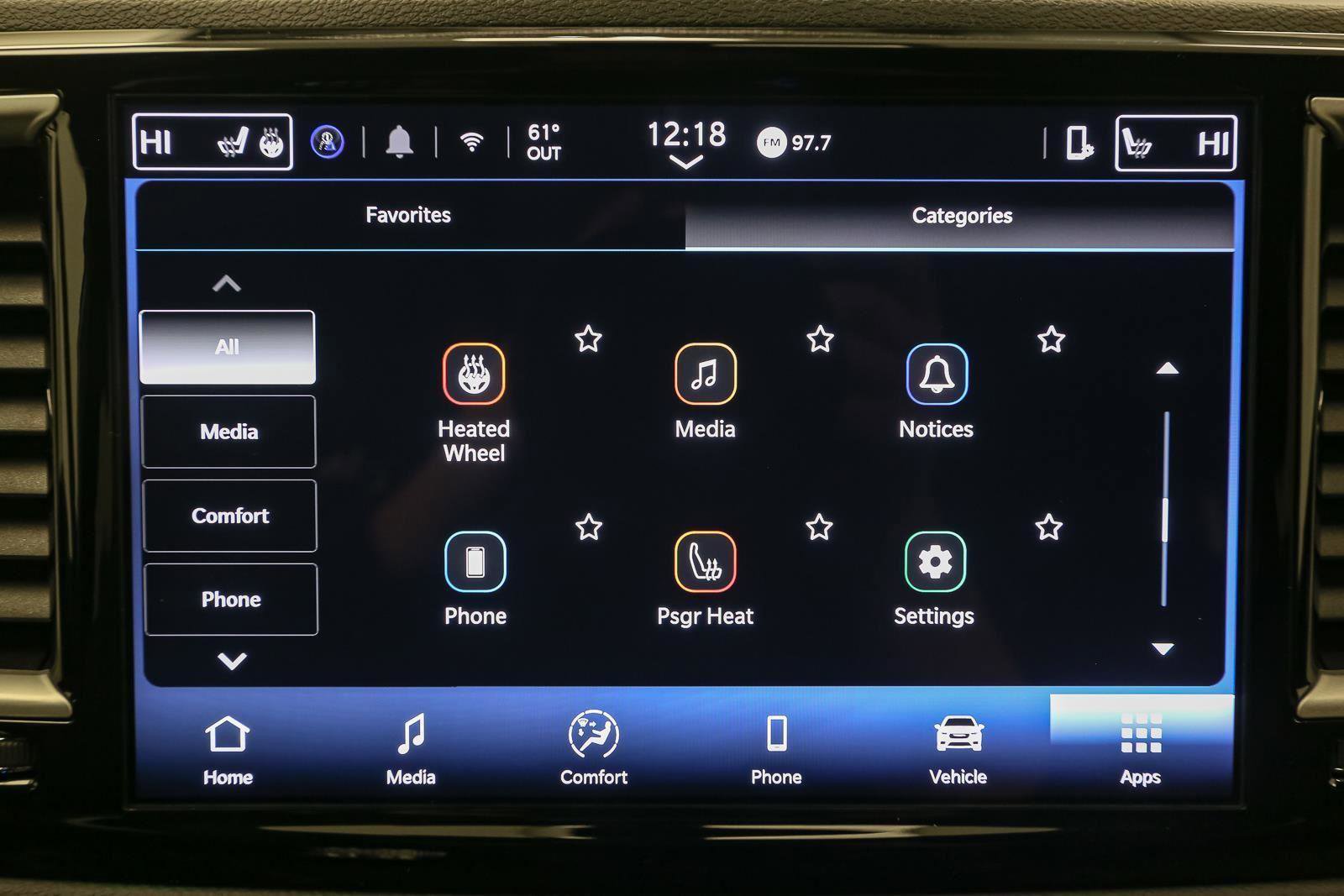 Used 2025 Chrysler Pacifica Select image 27