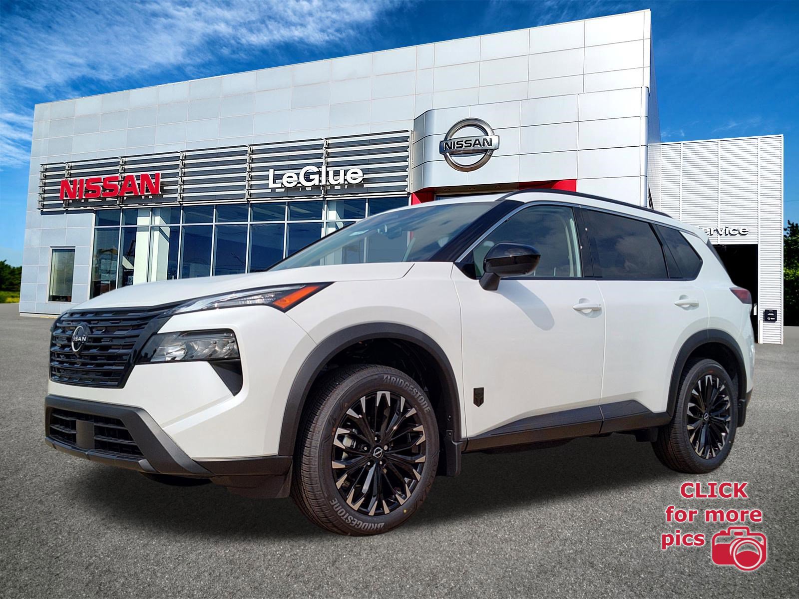 New 2026 Nissan Rogue Dark Armor FWD video 1
