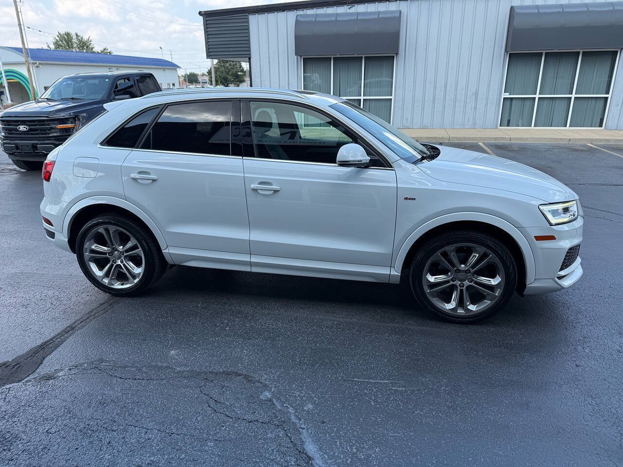 Used 2018 Audi Q3 2.0T Premium Plus AWD/4WD image 5
