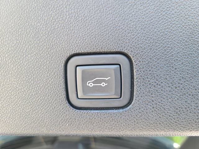 Used 2023 Cadillac XT6 Luxury FWD image 13