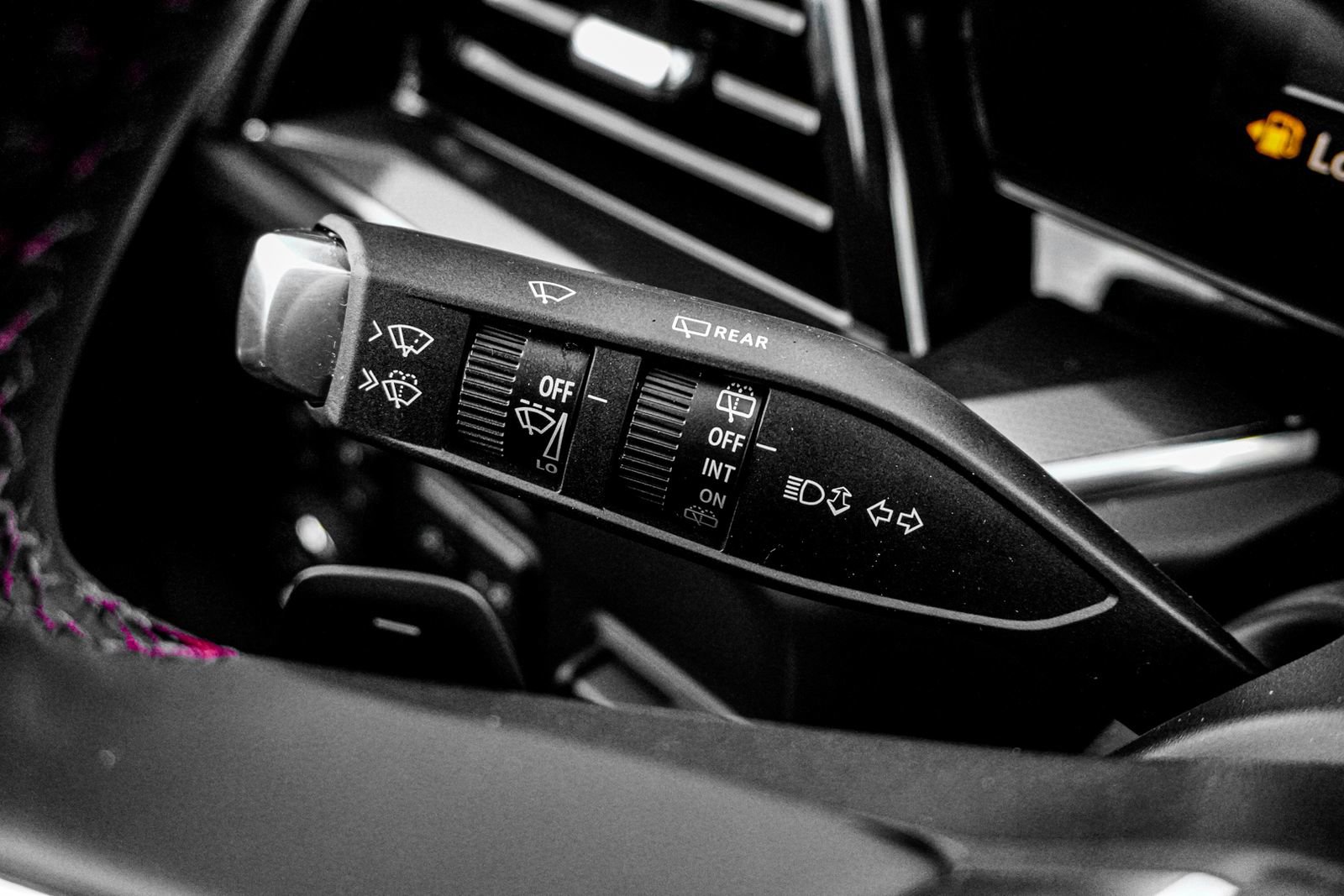 New 2026 Chevrolet Suburban RST w/ RST Capability Package image 29